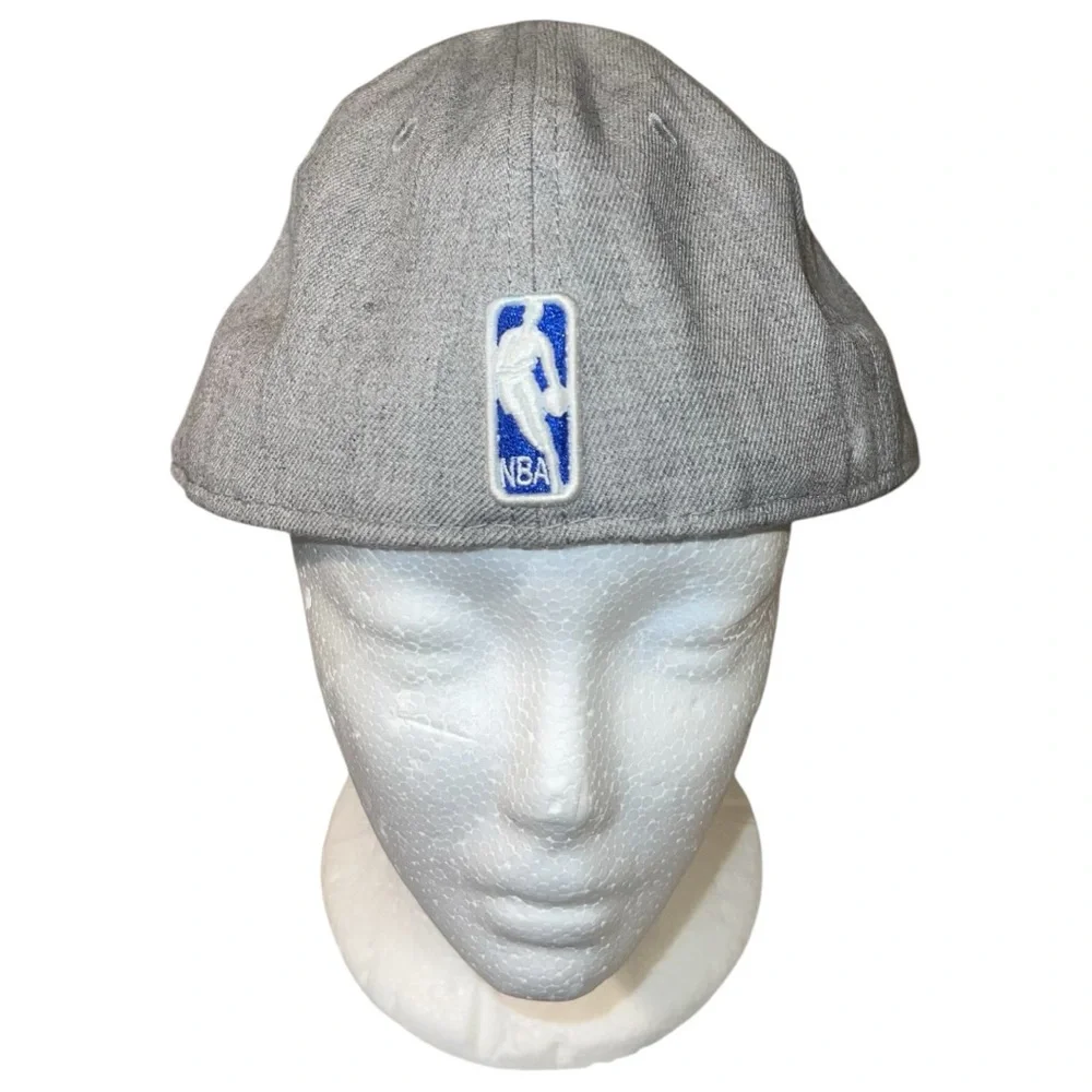 New Era 59 Fifty Hat Mens’s Size 7 1/2 Gray Blue Red Fitted Detroit Pistons